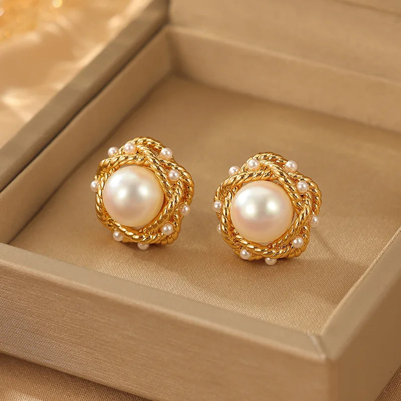 Matilda Vintage Pearl Studs