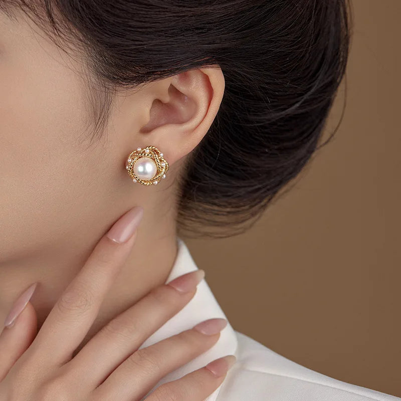 Matilda Vintage Pearl Studs