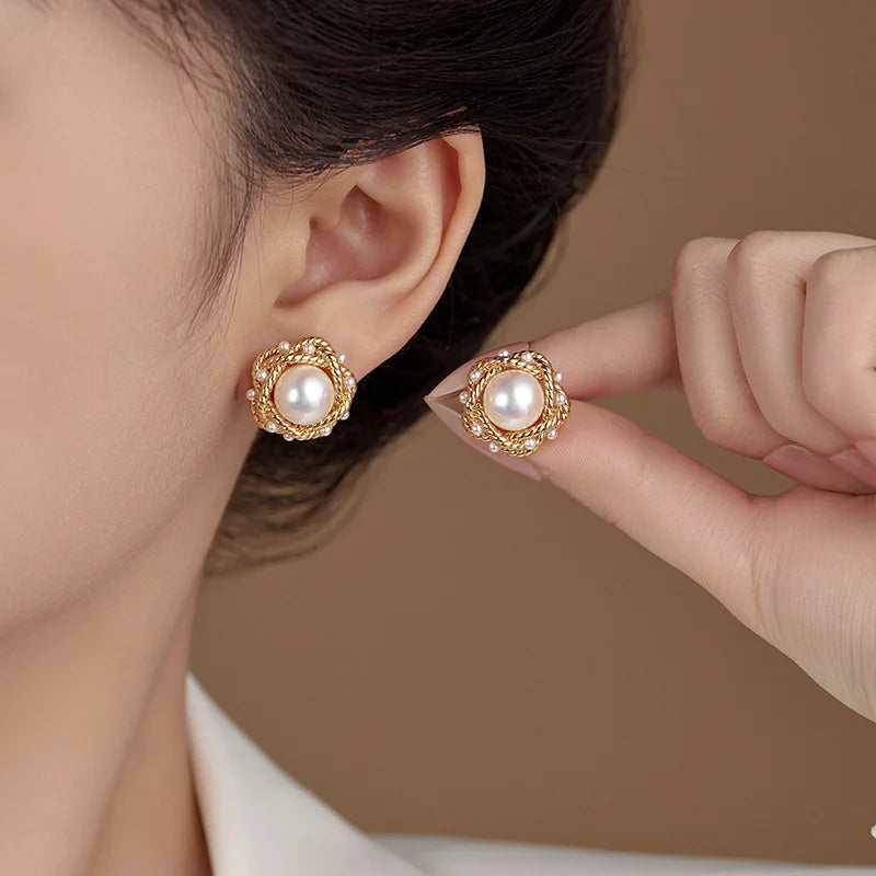 Matilda Vintage Pearl Studs