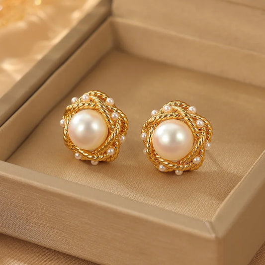 Matilda Vintage Pearl Studs